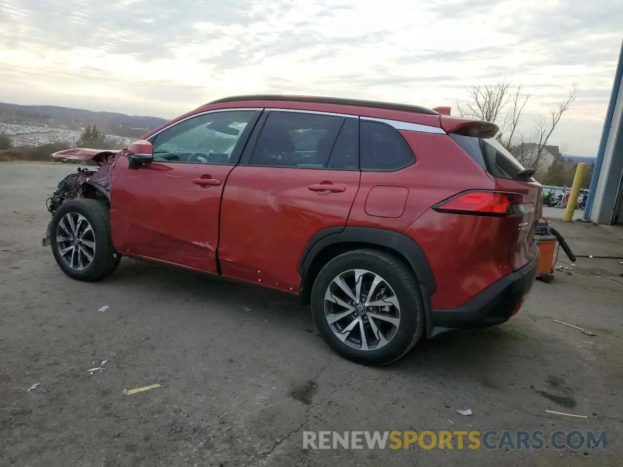 2 fotografías del automóvil dañado 7MUDAABG8NV043641 TOYOTA COROLLA CR 2022