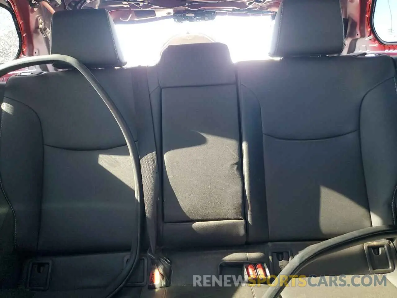 10 fotografías del automóvil dañado 7MUDAABG9NV024564 TOYOTA COROLLA CR 2022