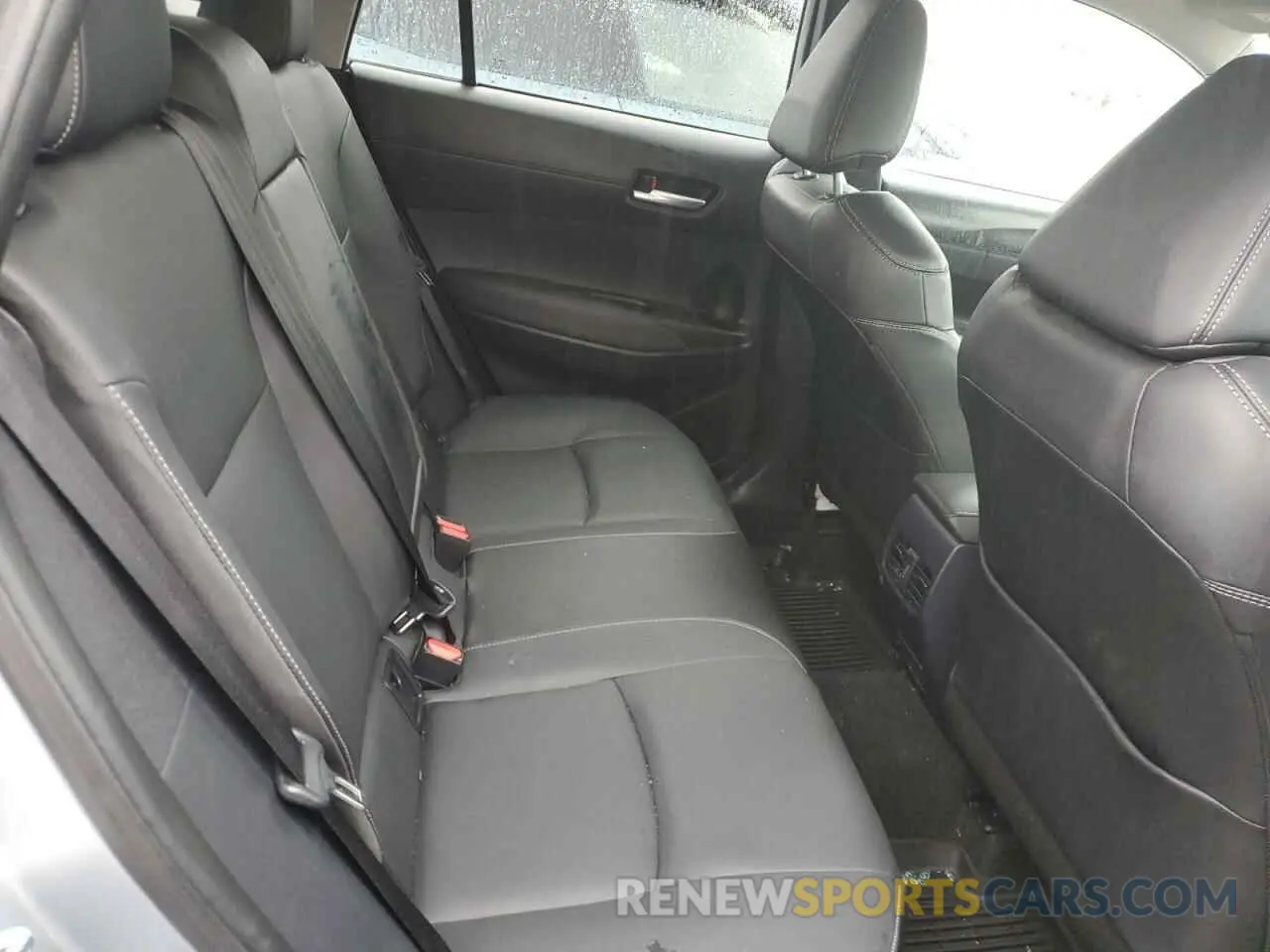 11 fotografías del automóvil dañado 7MUEAABG6NV037132 TOYOTA COROLLA CR 2022