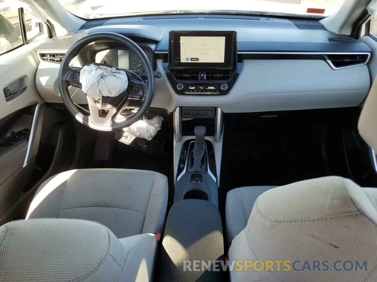8 fotografías del automóvil dañado 7MUAAAAG8PV042125 TOYOTA COROLLA CR 2023