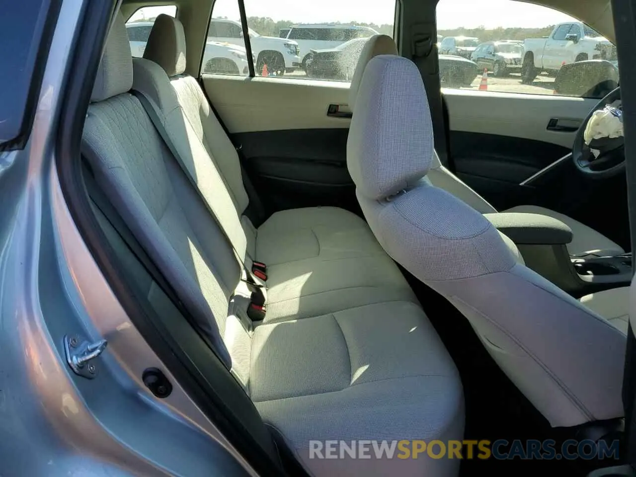 11 fotografías del automóvil dañado 7MUAAAAG9PV054414 TOYOTA COROLLA CR 2023