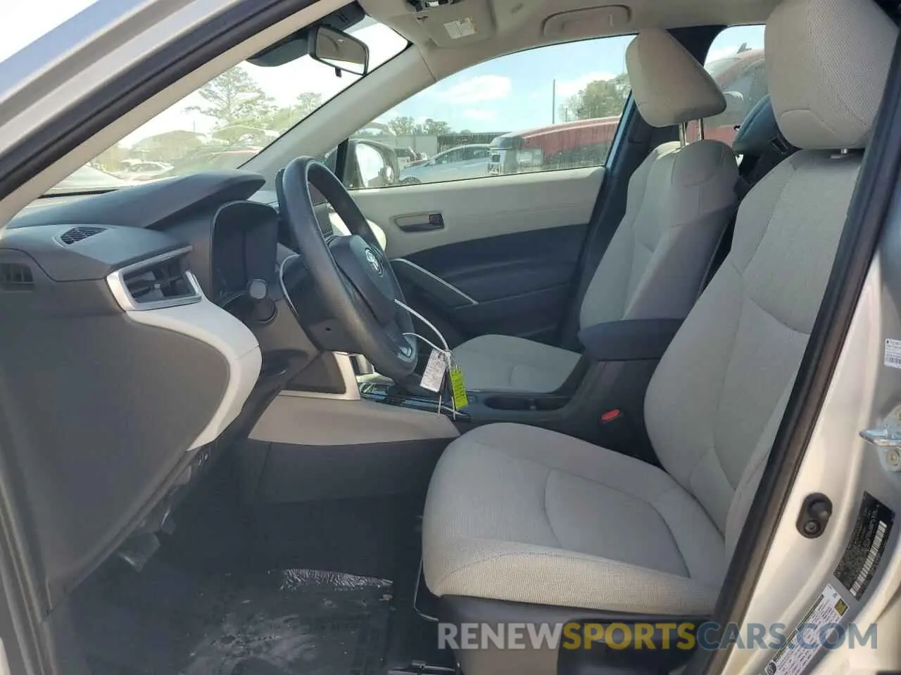 7 fotografías del automóvil dañado 7MUAAABG4PV056053 TOYOTA COROLLA CR 2023