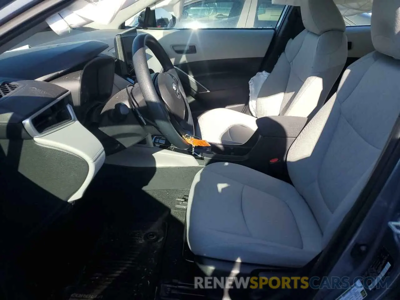 7 fotografías del automóvil dañado 7MUAAABG7PV061344 TOYOTA COROLLA CR 2023