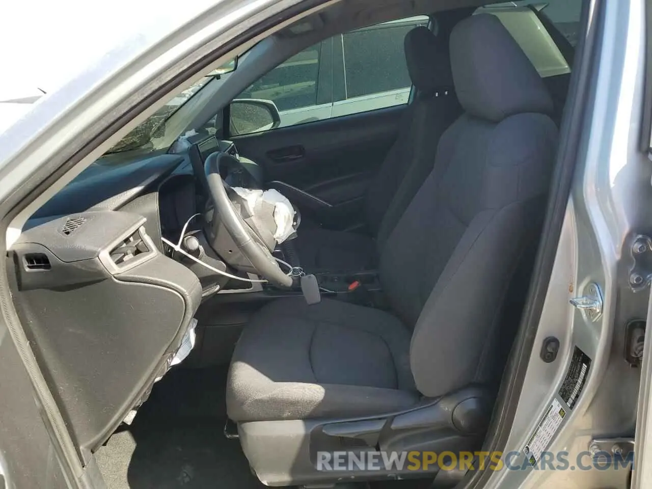 7 fotografías del automóvil dañado 7MUBAAAGXPV055740 TOYOTA COROLLA CR 2023
