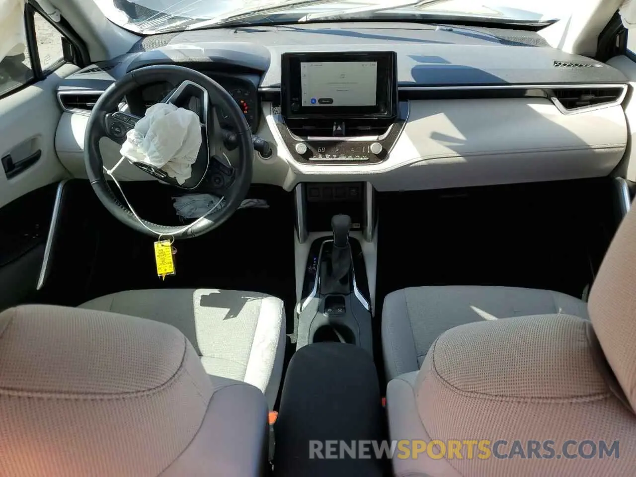 8 fotografías del automóvil dañado 7MUCAAAG6PV047607 TOYOTA COROLLA CR 2023
