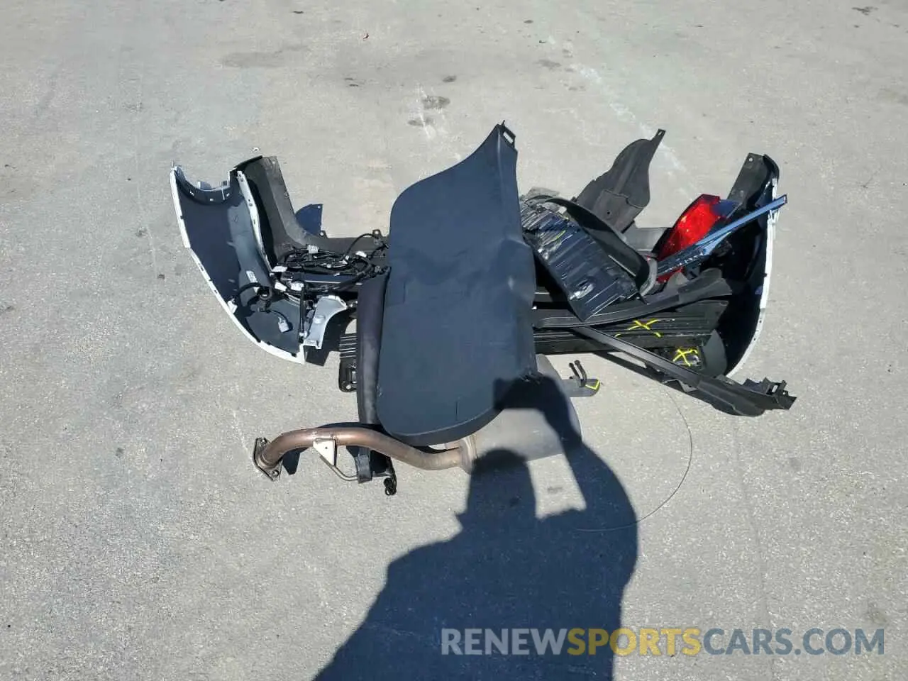 13 fotografías del automóvil dañado 7MUDAAAG2PV070208 TOYOTA COROLLA CR 2023