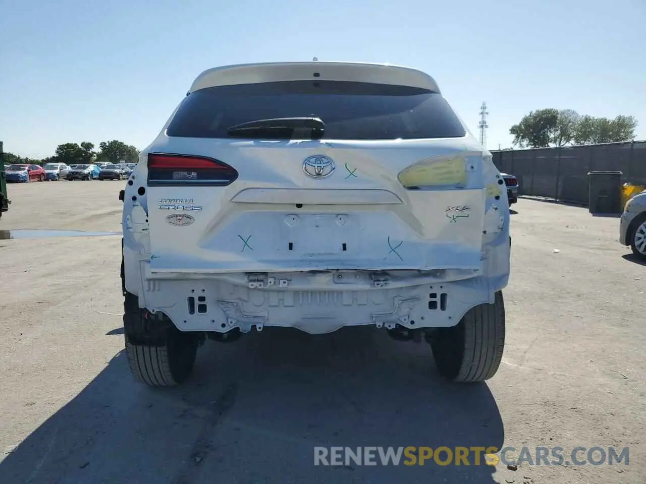 6 fotografías del automóvil dañado 7MUDAAAG2PV070208 TOYOTA COROLLA CR 2023