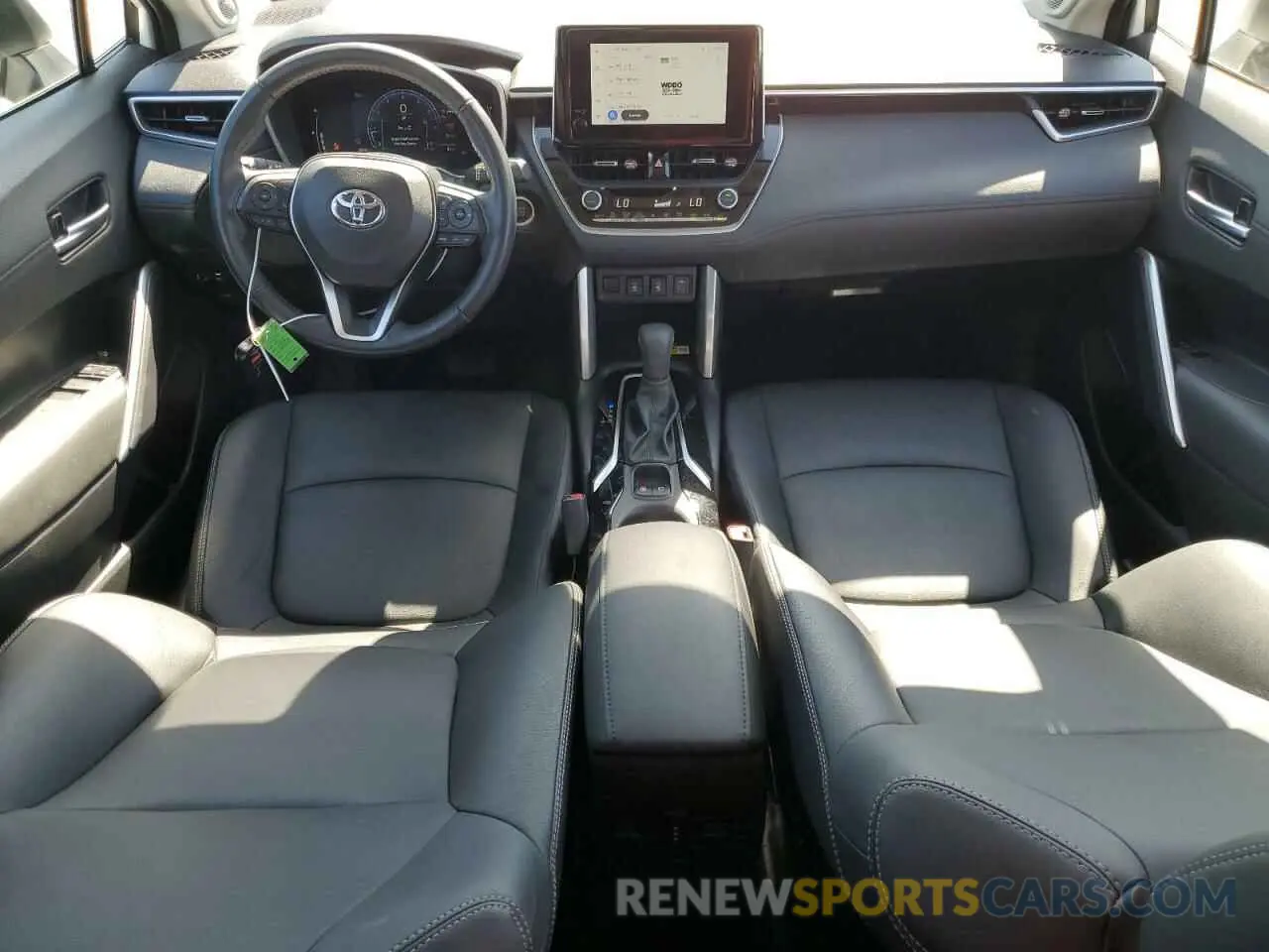 8 fotografías del automóvil dañado 7MUDAAAG2PV070208 TOYOTA COROLLA CR 2023