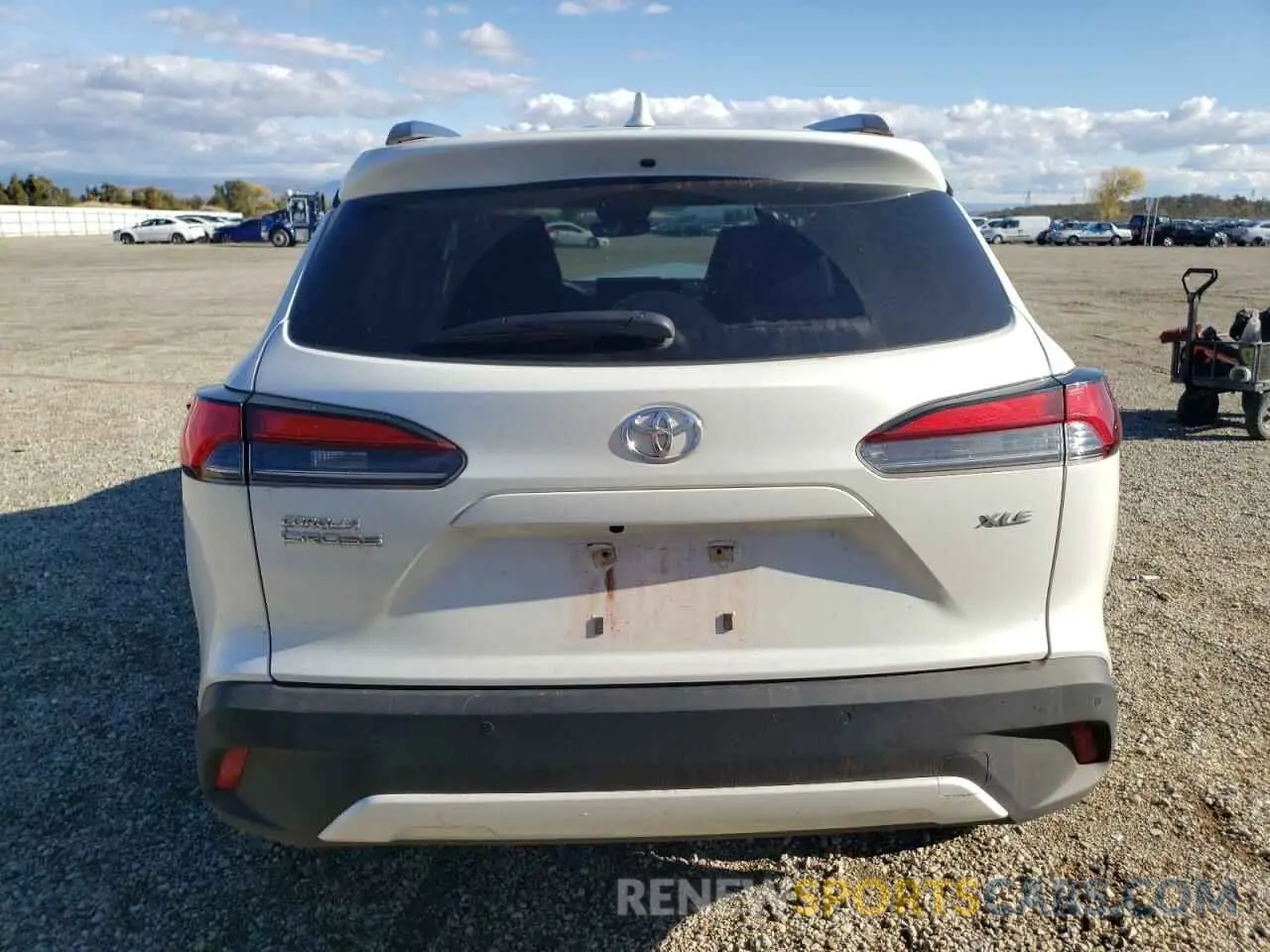 6 fotografías del automóvil dañado 7MUDAAAG5PV055315 TOYOTA COROLLA CR 2023