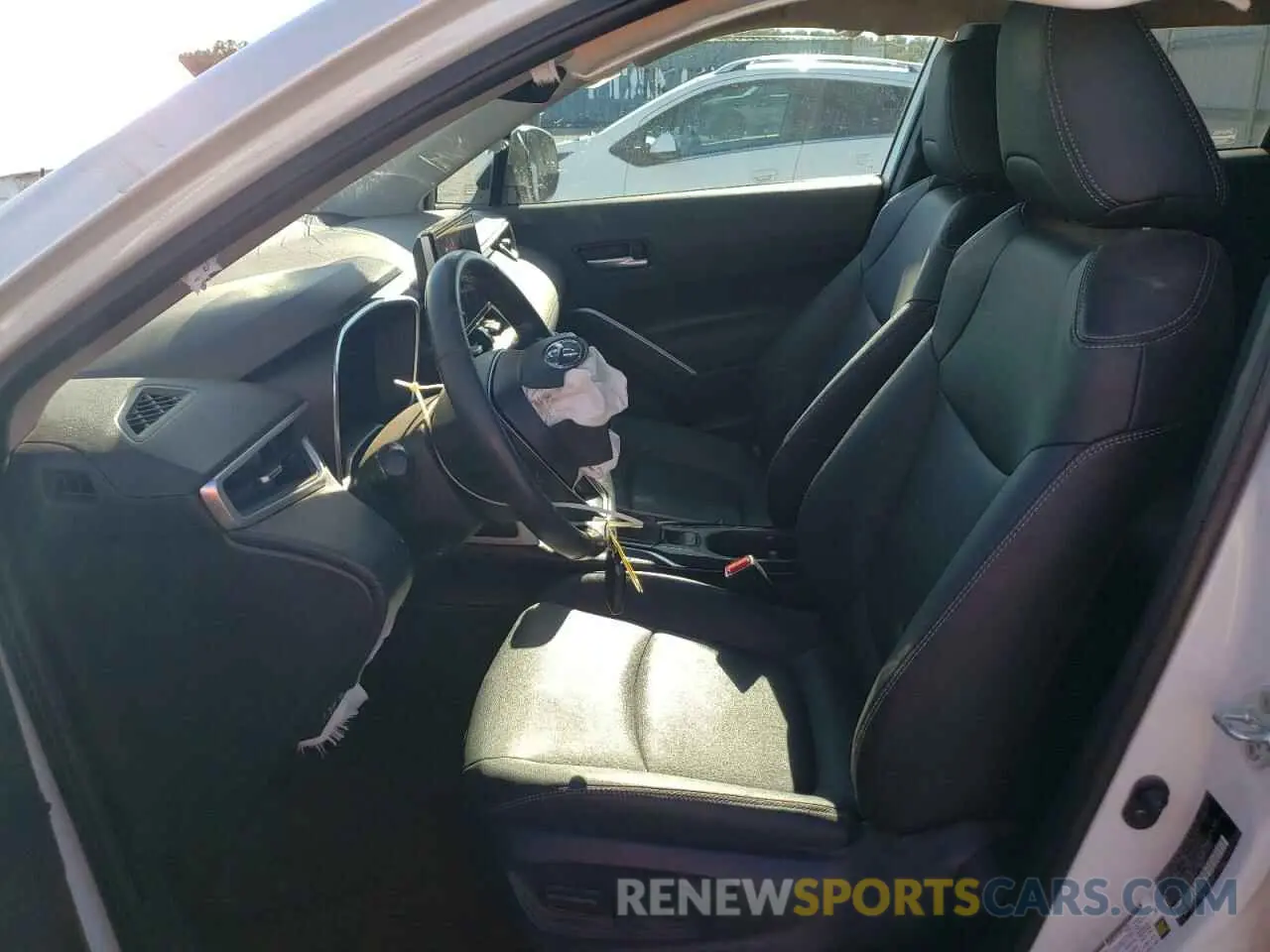 7 fotografías del automóvil dañado 7MUDAAAG5PV055315 TOYOTA COROLLA CR 2023