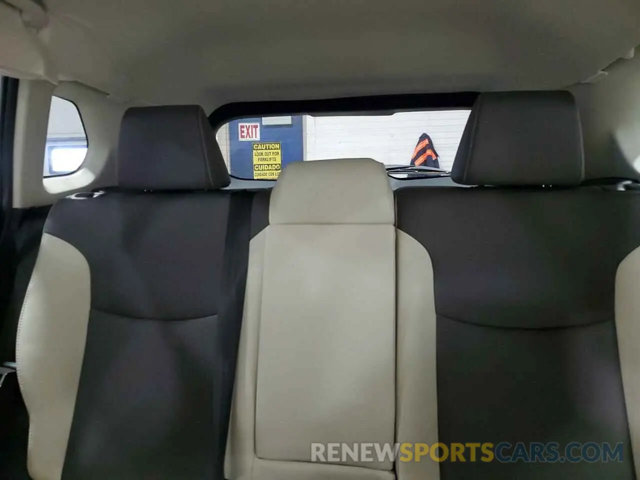 10 fotografías del automóvil dañado 7MUDAABG9PV074996 TOYOTA COROLLA CR 2023