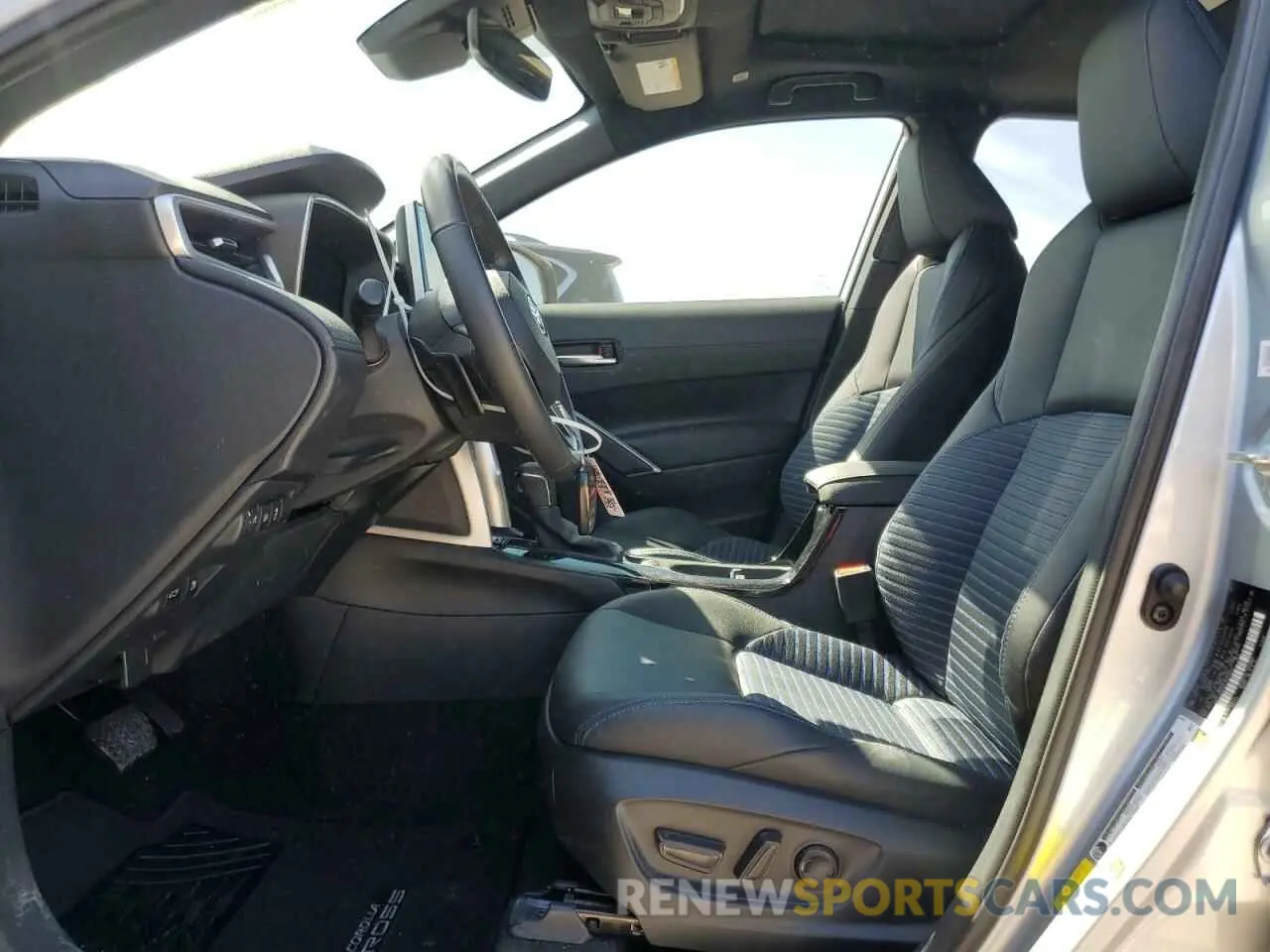 7 fotografías del automóvil dañado 7MUFBABGXPV003649 TOYOTA COROLLA CR 2023