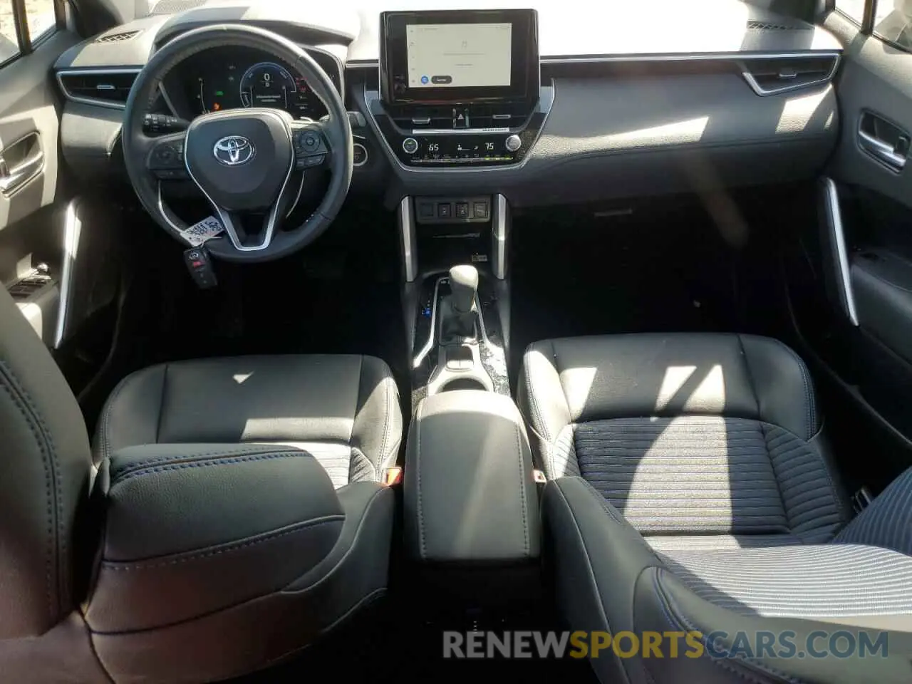 8 fotografías del automóvil dañado 7MUFBABGXPV003649 TOYOTA COROLLA CR 2023