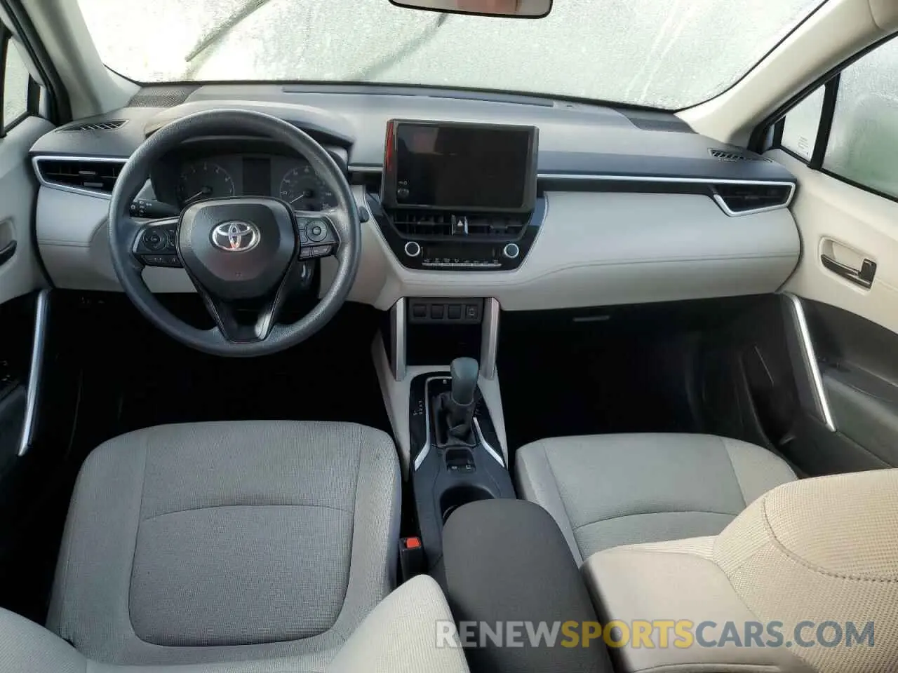 8 fotografías del automóvil dañado 7MUAAAAG7RV078827 TOYOTA COROLLA CR 2024