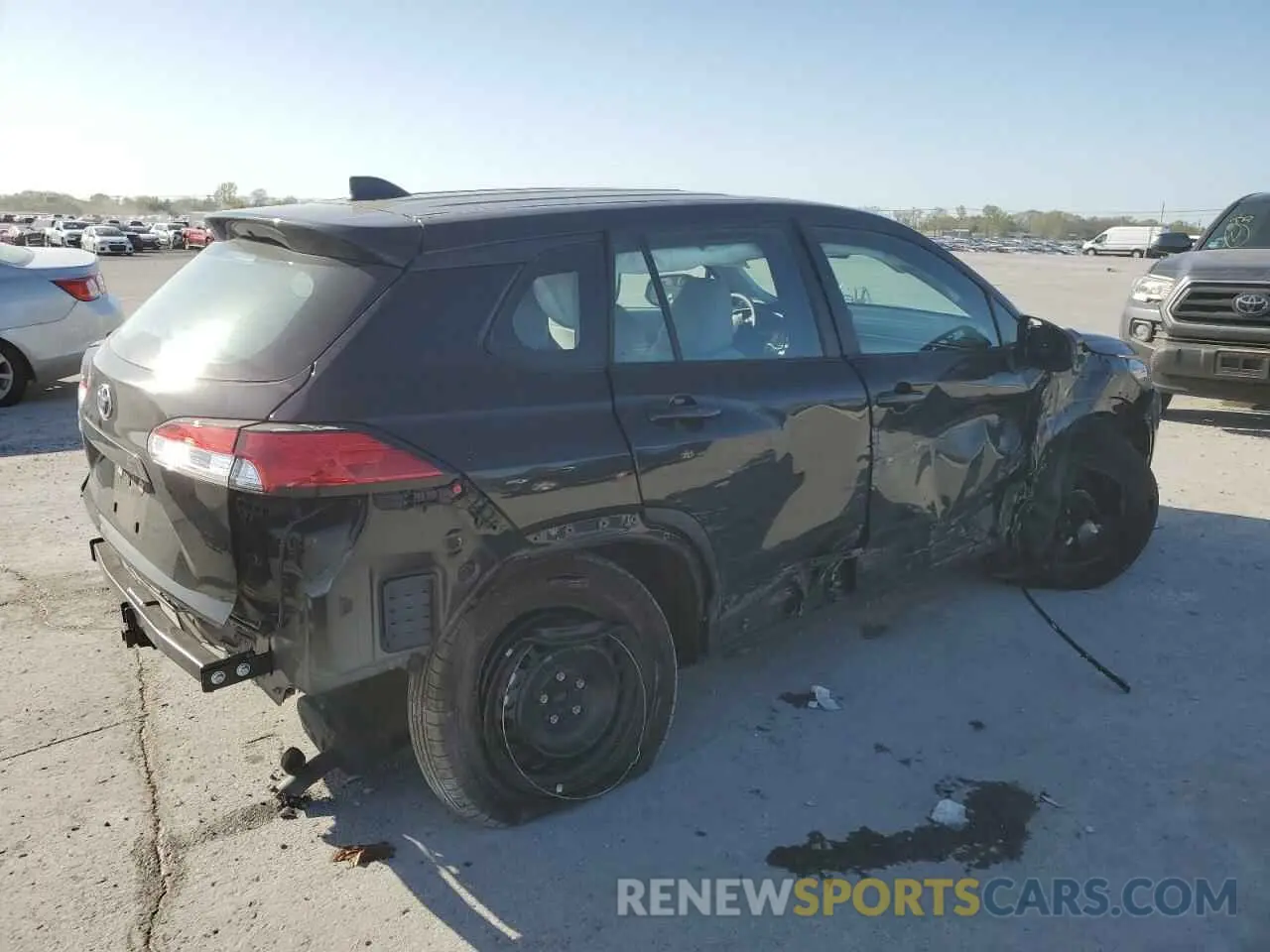 3 fotografías del automóvil dañado 7MUAAAAG8RV101872 TOYOTA COROLLA CR 2024