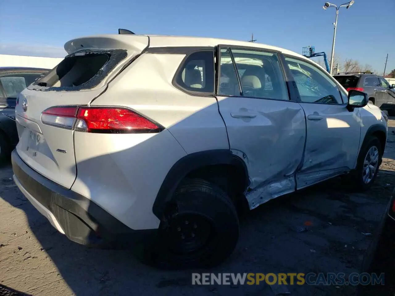 3 fotografías del automóvil dañado 7MUAAABG4RV088309 TOYOTA COROLLA CR 2024