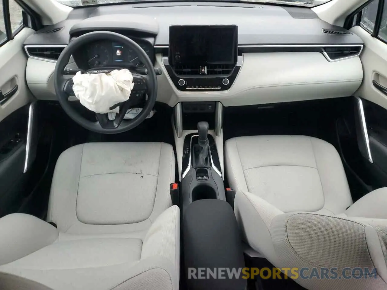 8 fotografías del automóvil dañado 7MUAAABG5RV100791 TOYOTA COROLLA CR 2024