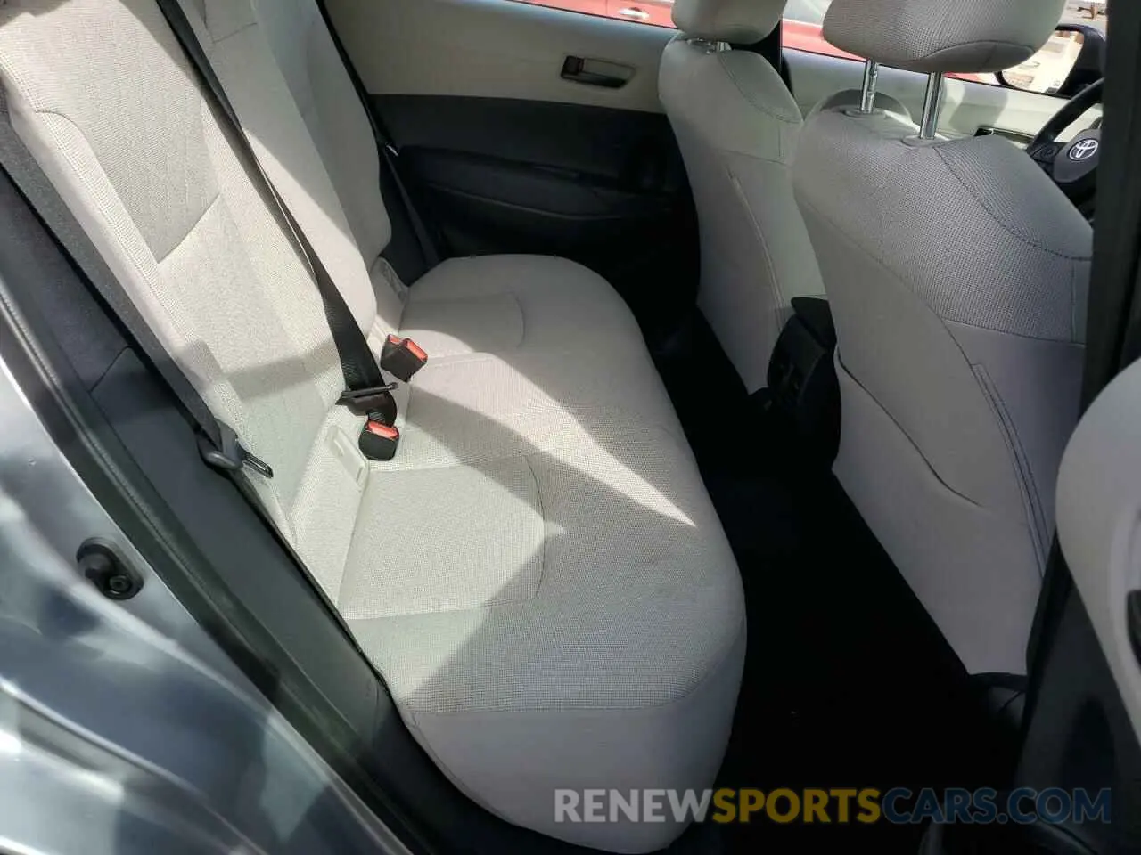11 fotografías del automóvil dañado 7MUAAABG7RV094623 TOYOTA COROLLA CR 2024