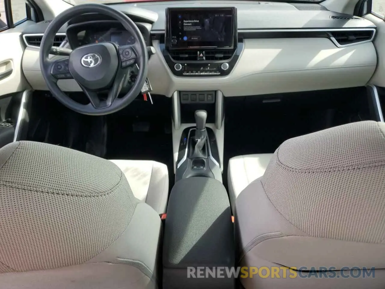 8 fotografías del automóvil dañado 7MUAAABG7RV094623 TOYOTA COROLLA CR 2024