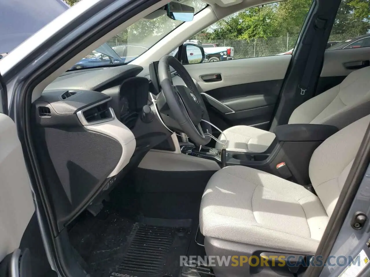 7 fotografías del automóvil dañado 7MUBAAAG5RV092892 TOYOTA COROLLA CR 2024