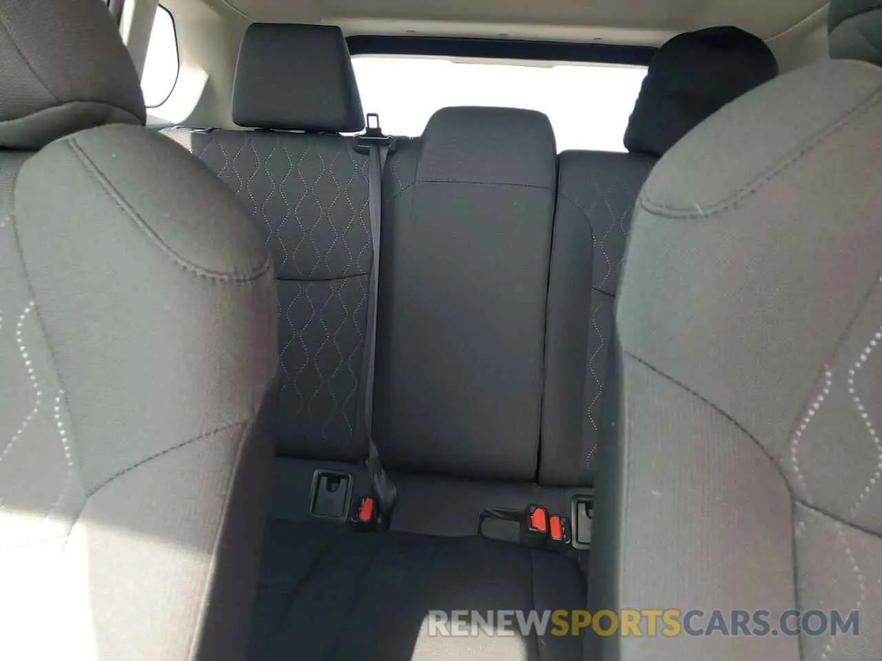 10 fotografías del automóvil dañado 7MUBAAAG7RV083286 TOYOTA COROLLA CR 2024