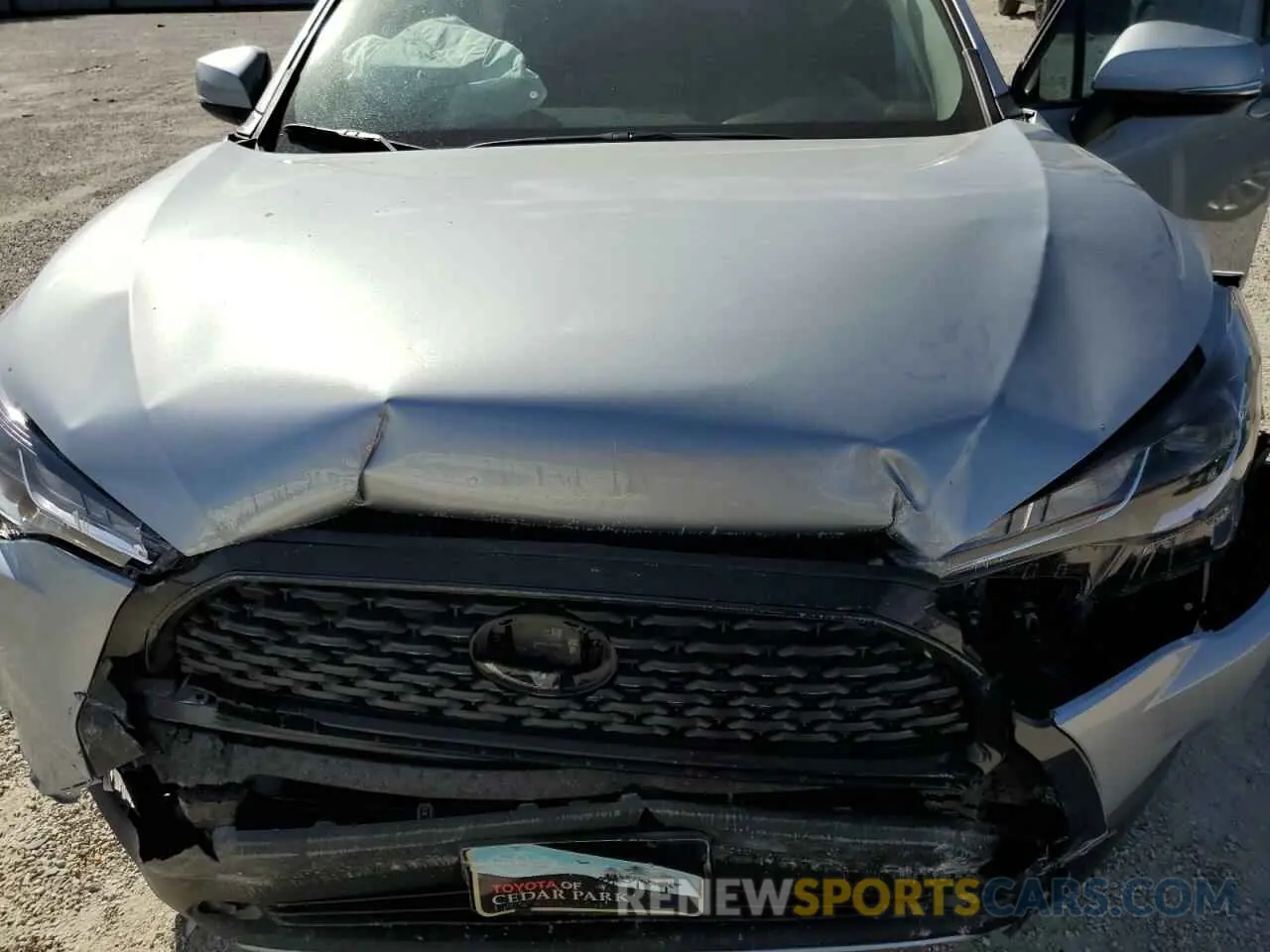 12 fotografías del automóvil dañado 7MUBAAAG9RV107510 TOYOTA COROLLA CR 2024