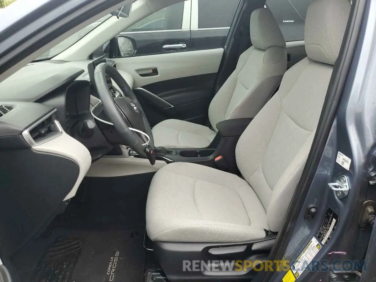 7 fotografías del automóvil dañado 7MUCAAAG0RV083375 TOYOTA COROLLA CR 2024