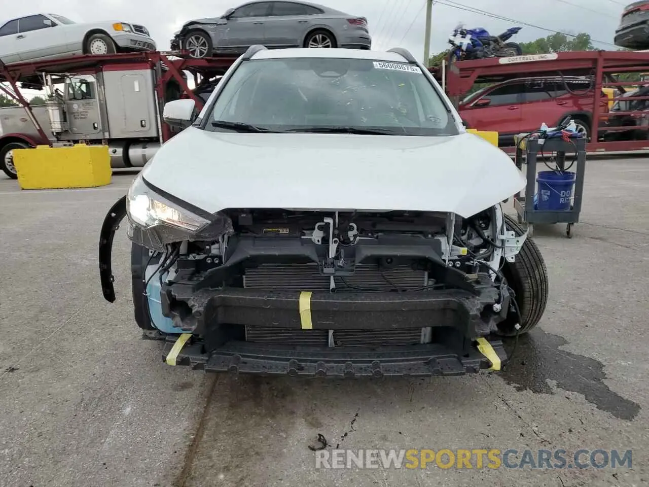 5 fotografías del automóvil dañado 7MUCAAAG2RV100676 TOYOTA COROLLA CR 2024