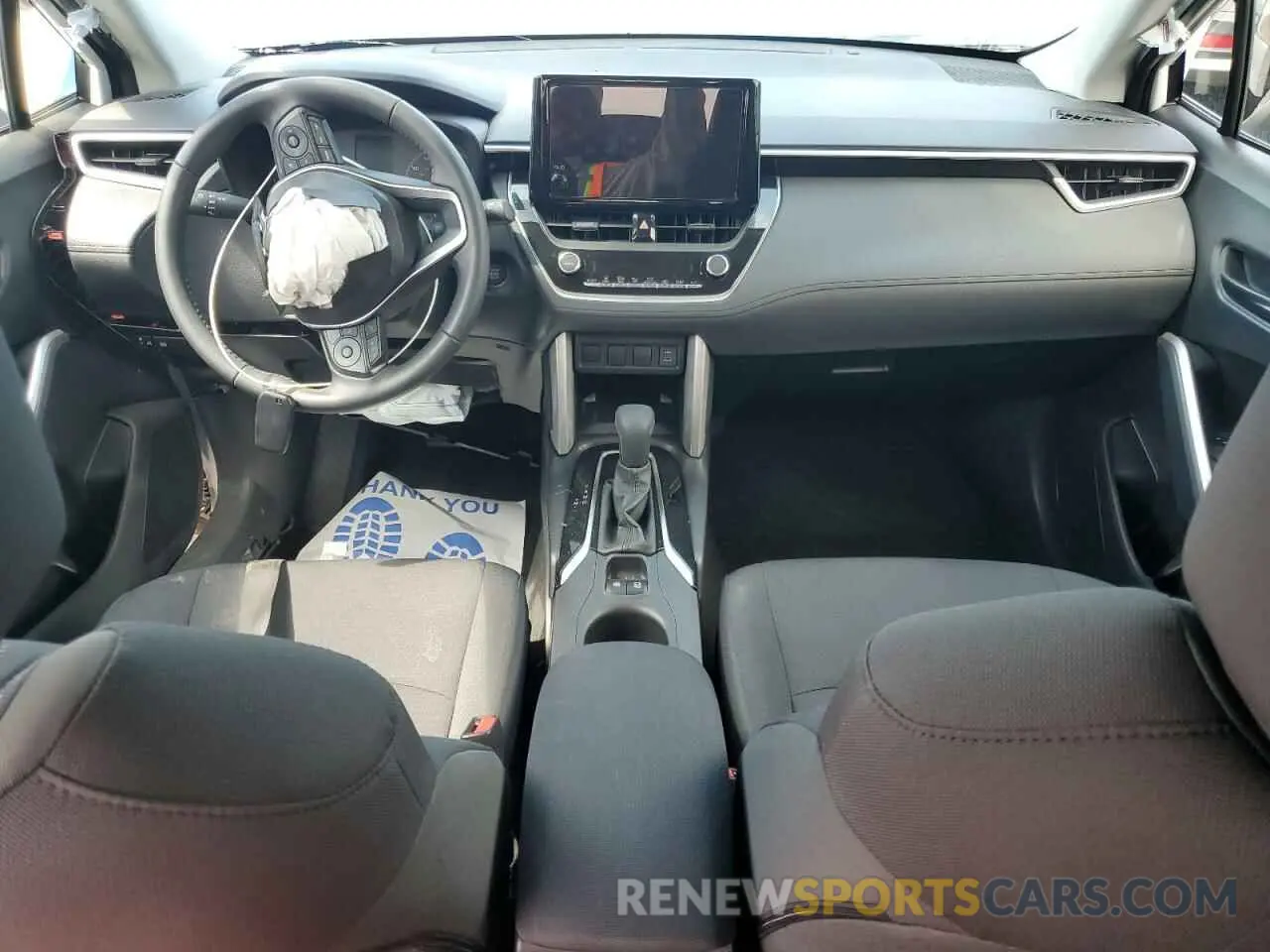 8 fotografías del automóvil dañado 7MUCAAAG2RV106946 TOYOTA COROLLA CR 2024