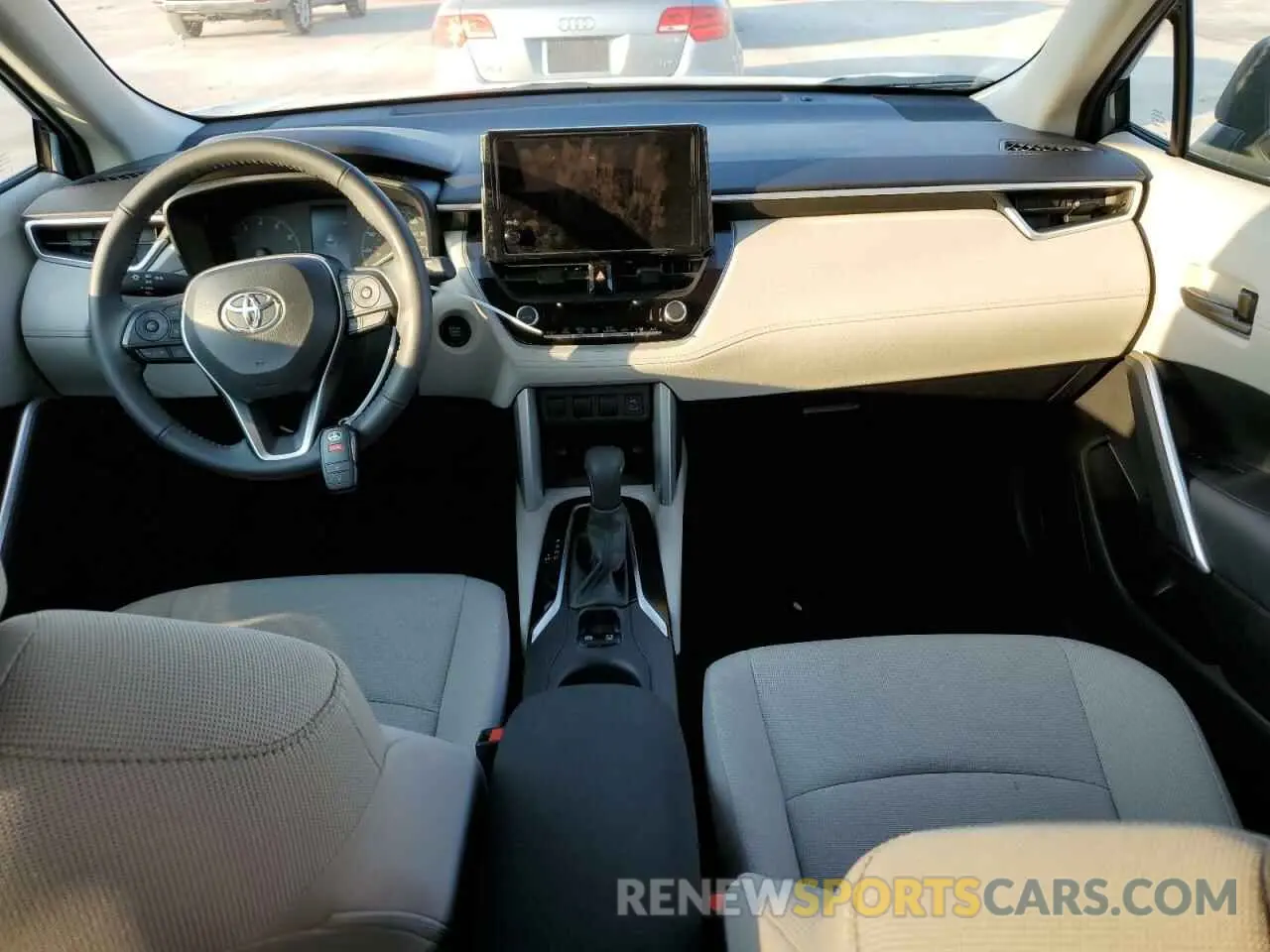 8 fotografías del automóvil dañado 7MUCAAAG3RV094726 TOYOTA COROLLA CR 2024