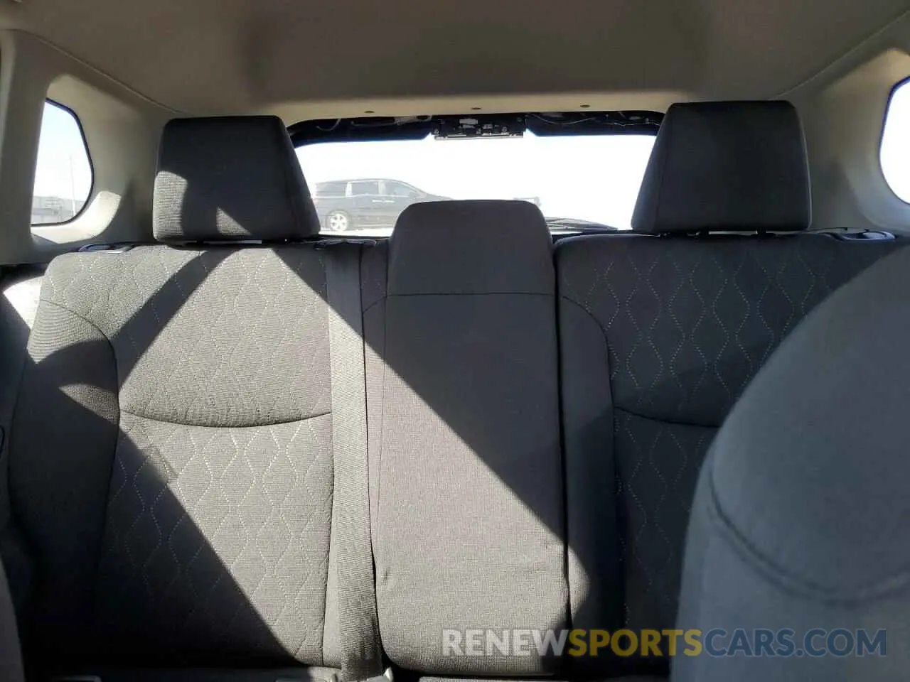 10 fotografías del automóvil dañado 7MUCAAAG5RV077555 TOYOTA COROLLA CR 2024