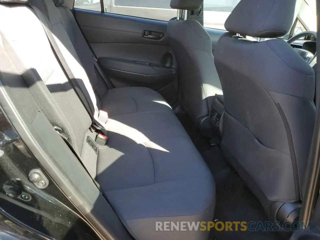 11 fotografías del automóvil dañado 7MUCAAAG5RV077555 TOYOTA COROLLA CR 2024