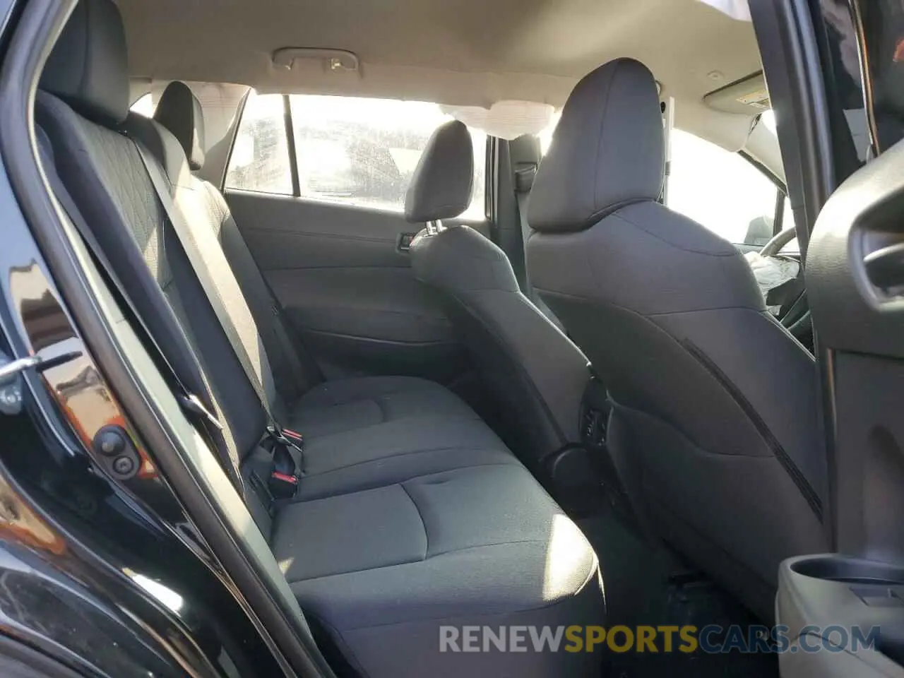 12 fotografías del automóvil dañado 7MUCAABG5RV105305 TOYOTA COROLLA CR 2024