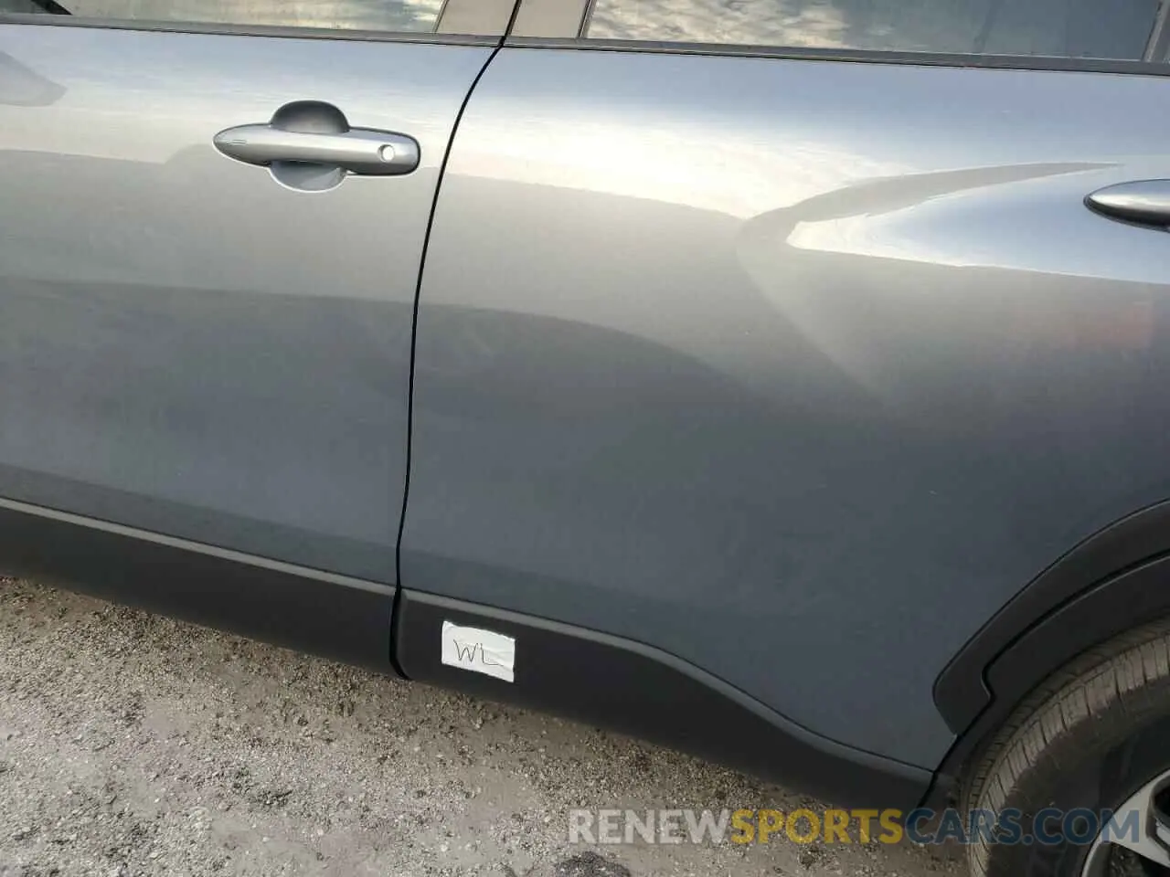 13 fotografías del automóvil dañado 7MUDAAAG2RV079381 TOYOTA COROLLA CR 2024