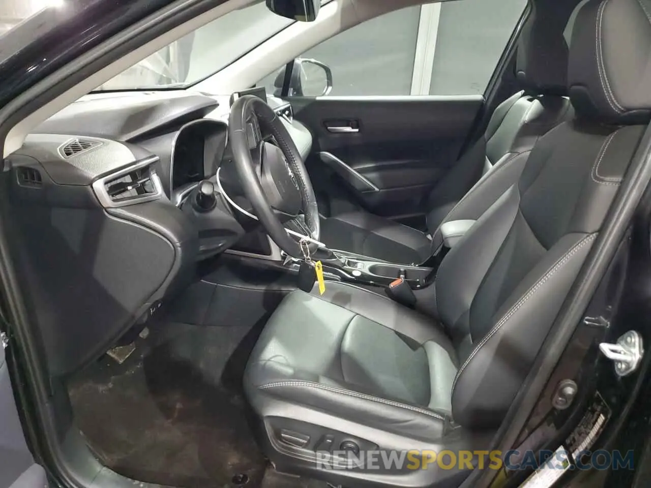 7 fotografías del automóvil dañado 7MUEAAAG3RV074730 TOYOTA COROLLA CR 2024