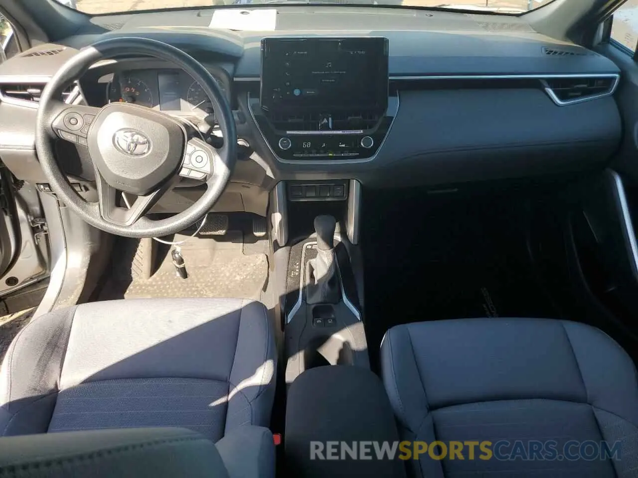 8 fotografías del automóvil dañado 7MUFBABG2RV045557 TOYOTA COROLLA CR 2024