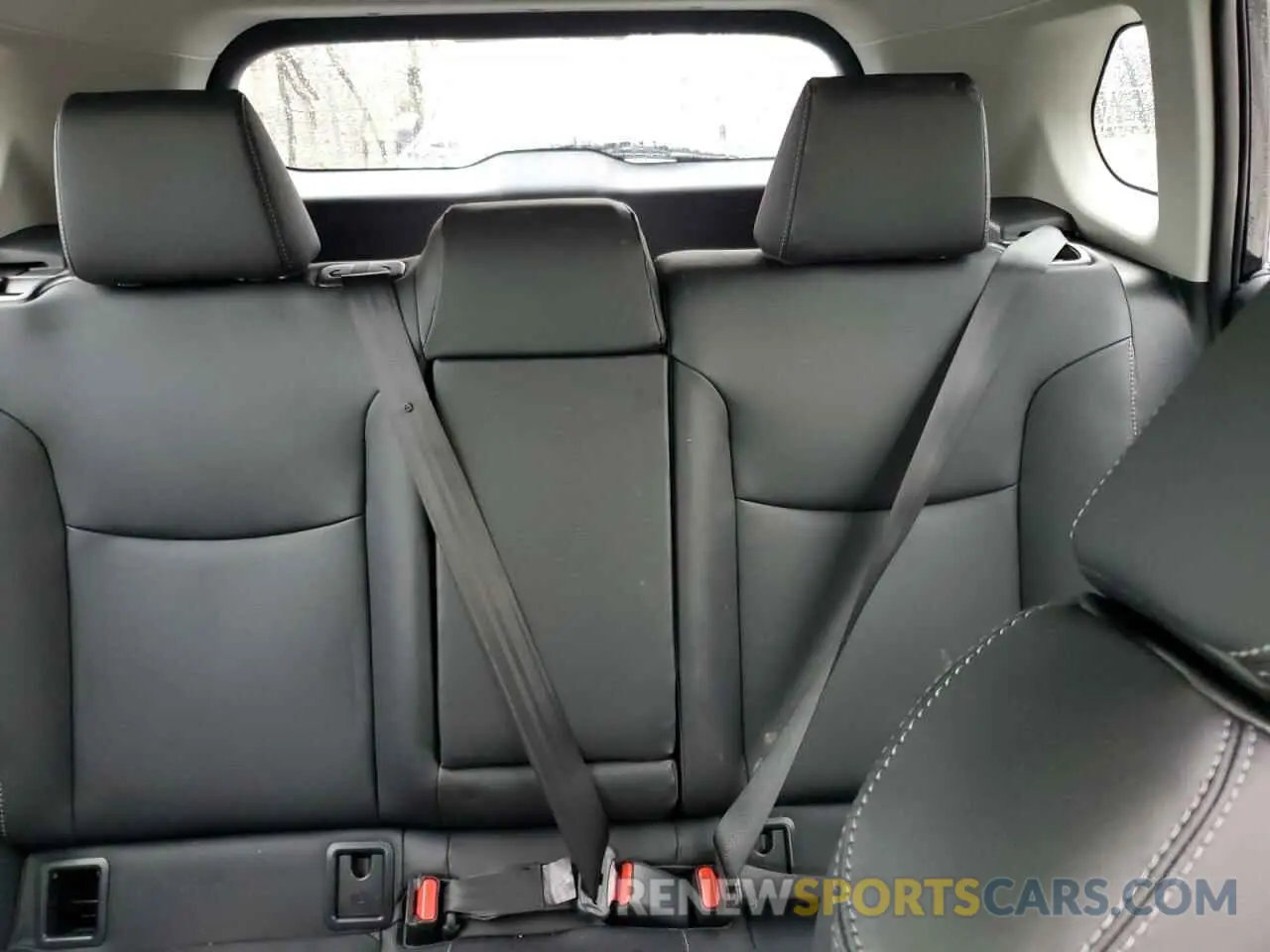 10 fotografías del automóvil dañado 7MUDAABG4SV131498 TOYOTA COROLLA CR 2025