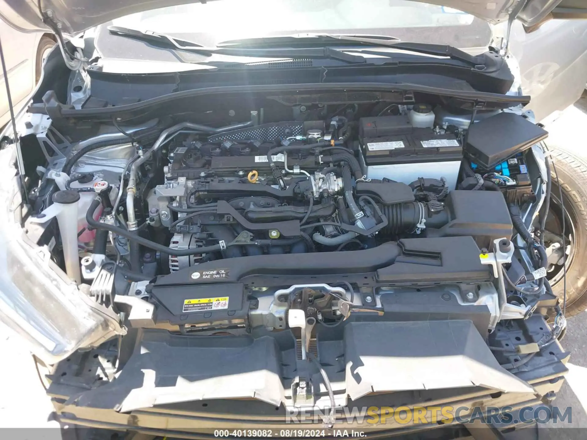 10 fotografías del automóvil dañado 7MUAAAAG2NV036950 TOYOTA COROLLA CROSS 2022