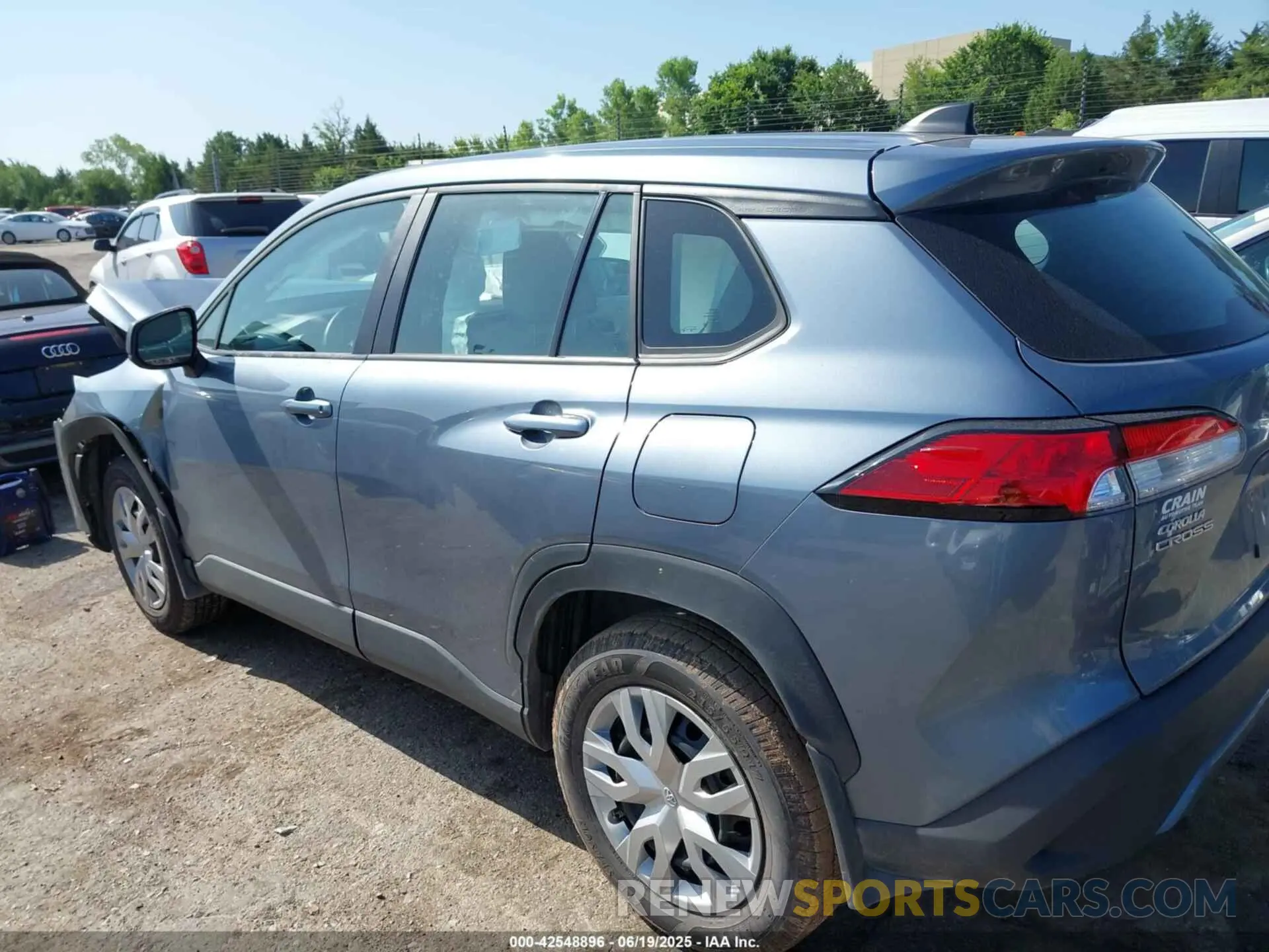 15 fotografías del automóvil dañado 7MUAAAAG3NV029411 TOYOTA COROLLA CROSS 2022