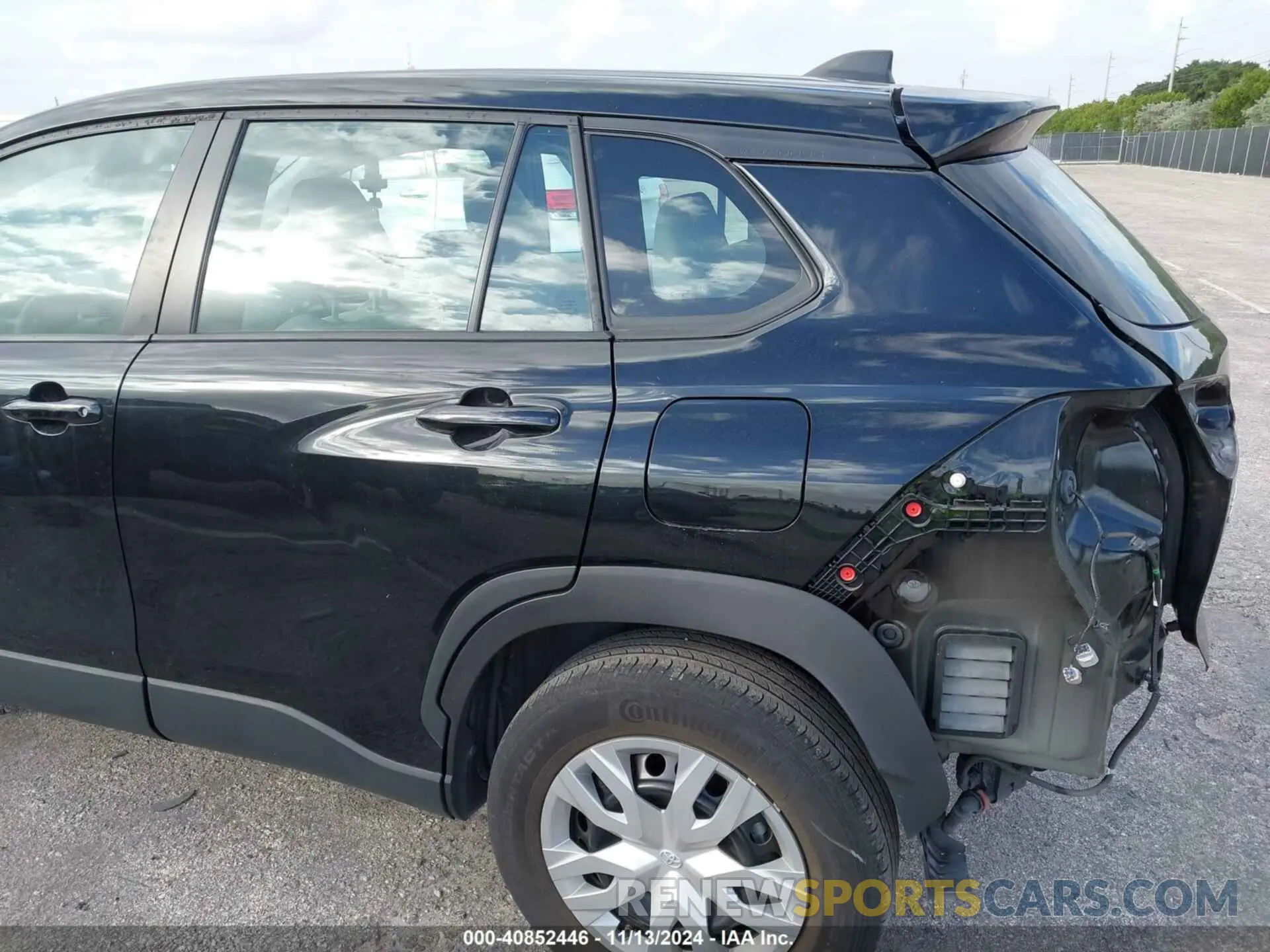 18 fotografías del automóvil dañado 7MUAAAAG5NV027269 TOYOTA COROLLA CROSS 2022