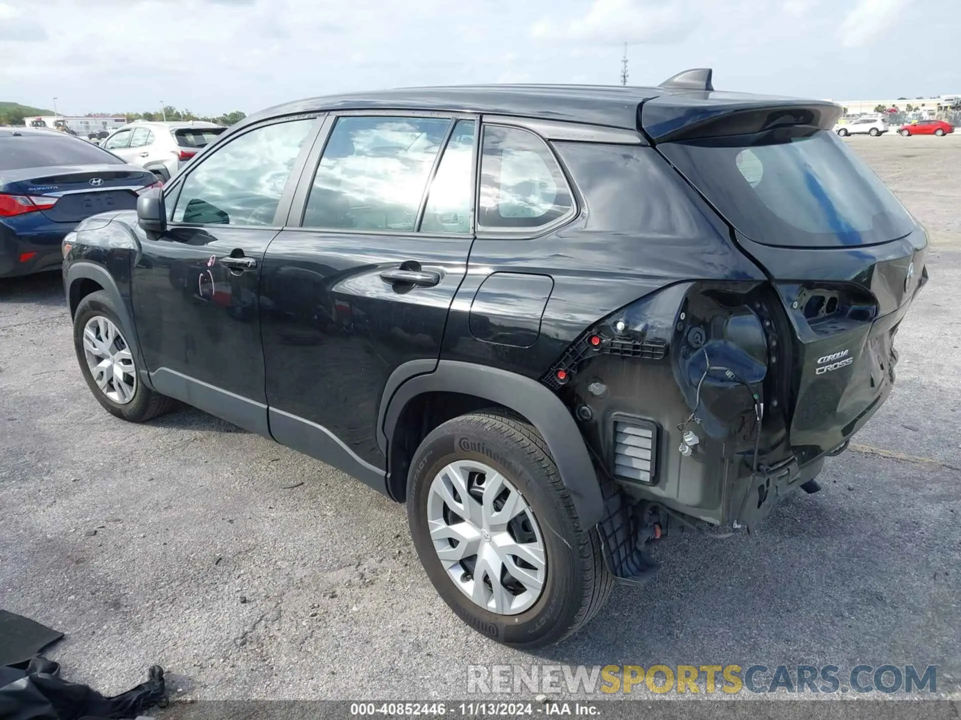 3 fotografías del automóvil dañado 7MUAAAAG5NV027269 TOYOTA COROLLA CROSS 2022
