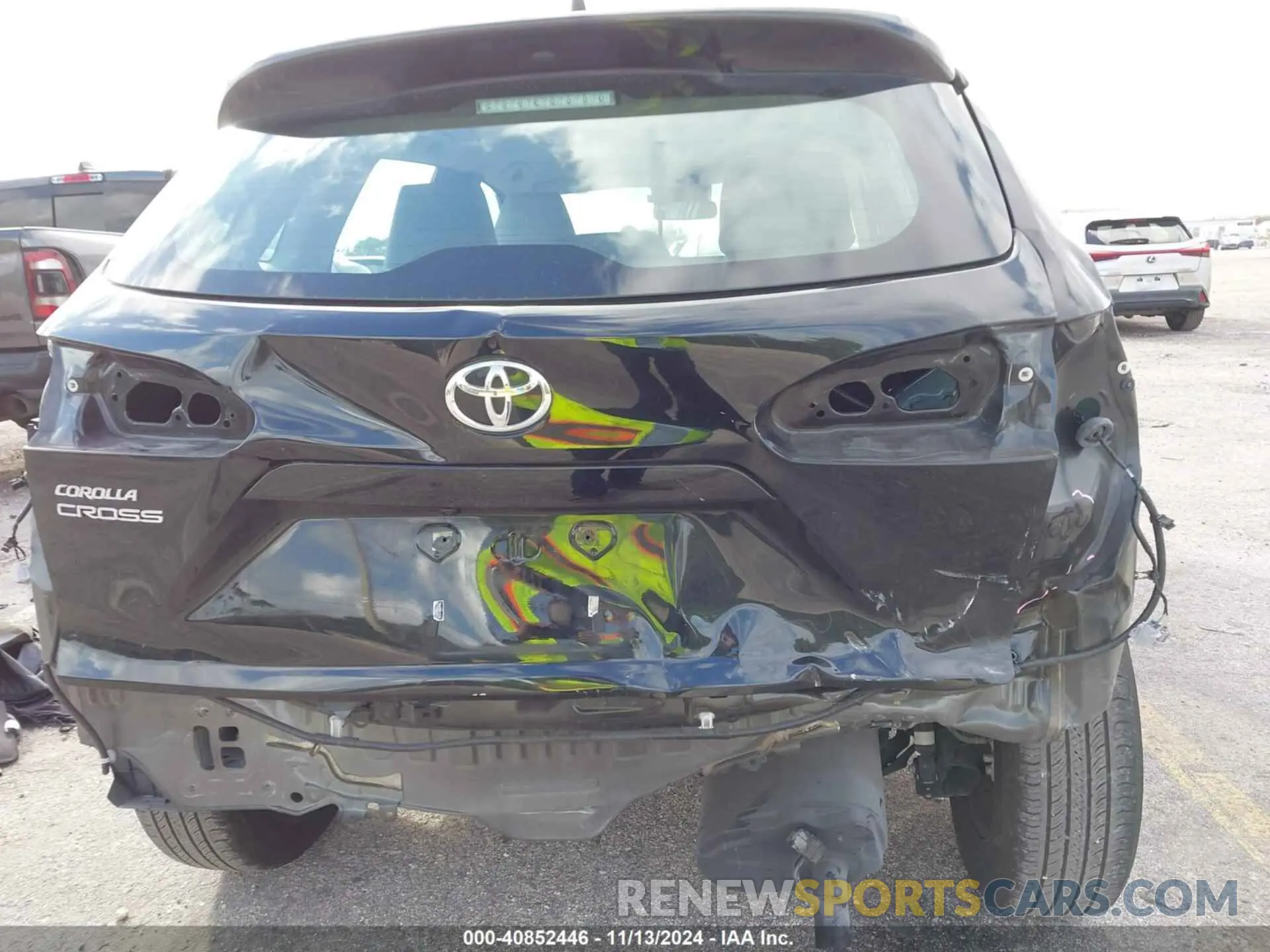 6 fotografías del automóvil dañado 7MUAAAAG5NV027269 TOYOTA COROLLA CROSS 2022