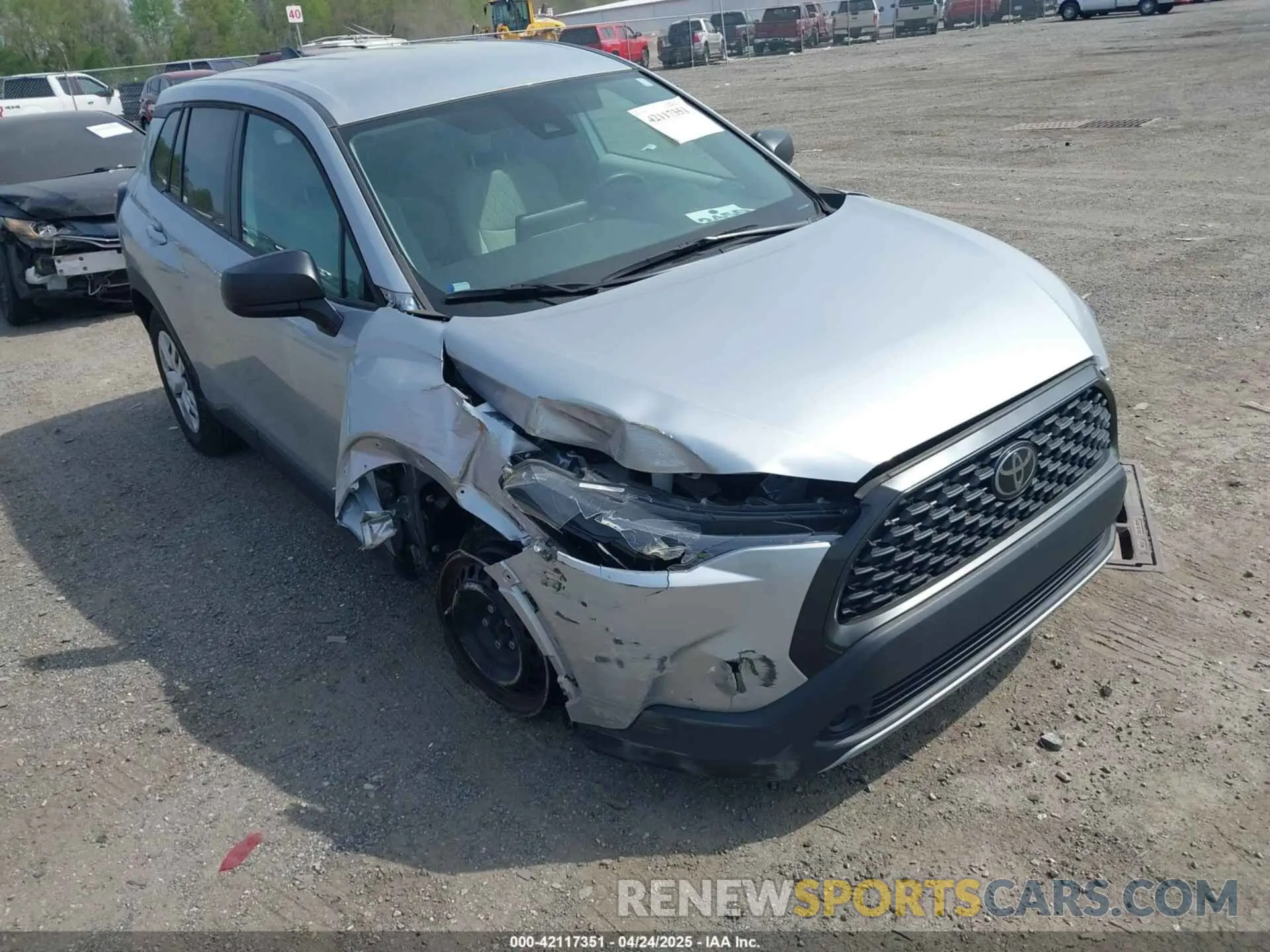 6 fotografías del automóvil dañado 7MUAAAAG7NV009940 TOYOTA COROLLA CROSS 2022
