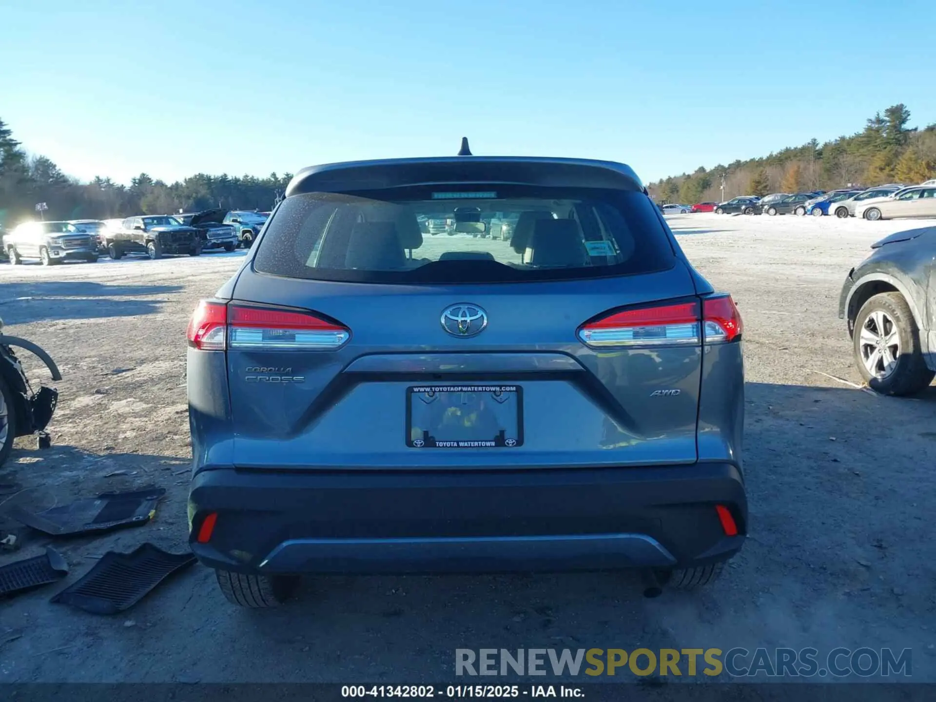 17 fotografías del automóvil dañado 7MUAAABG3NV020996 TOYOTA COROLLA CROSS 2022