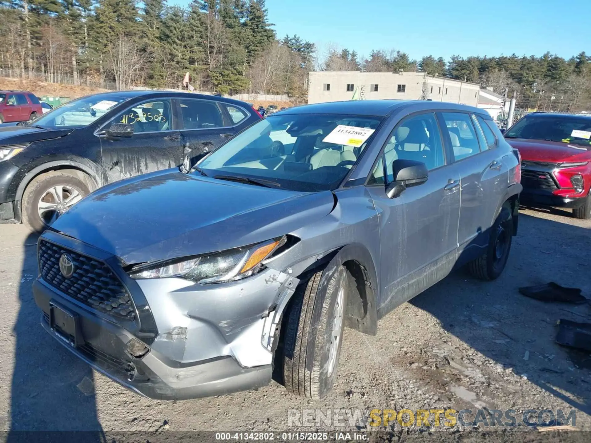2 fotografías del automóvil dañado 7MUAAABG3NV020996 TOYOTA COROLLA CROSS 2022