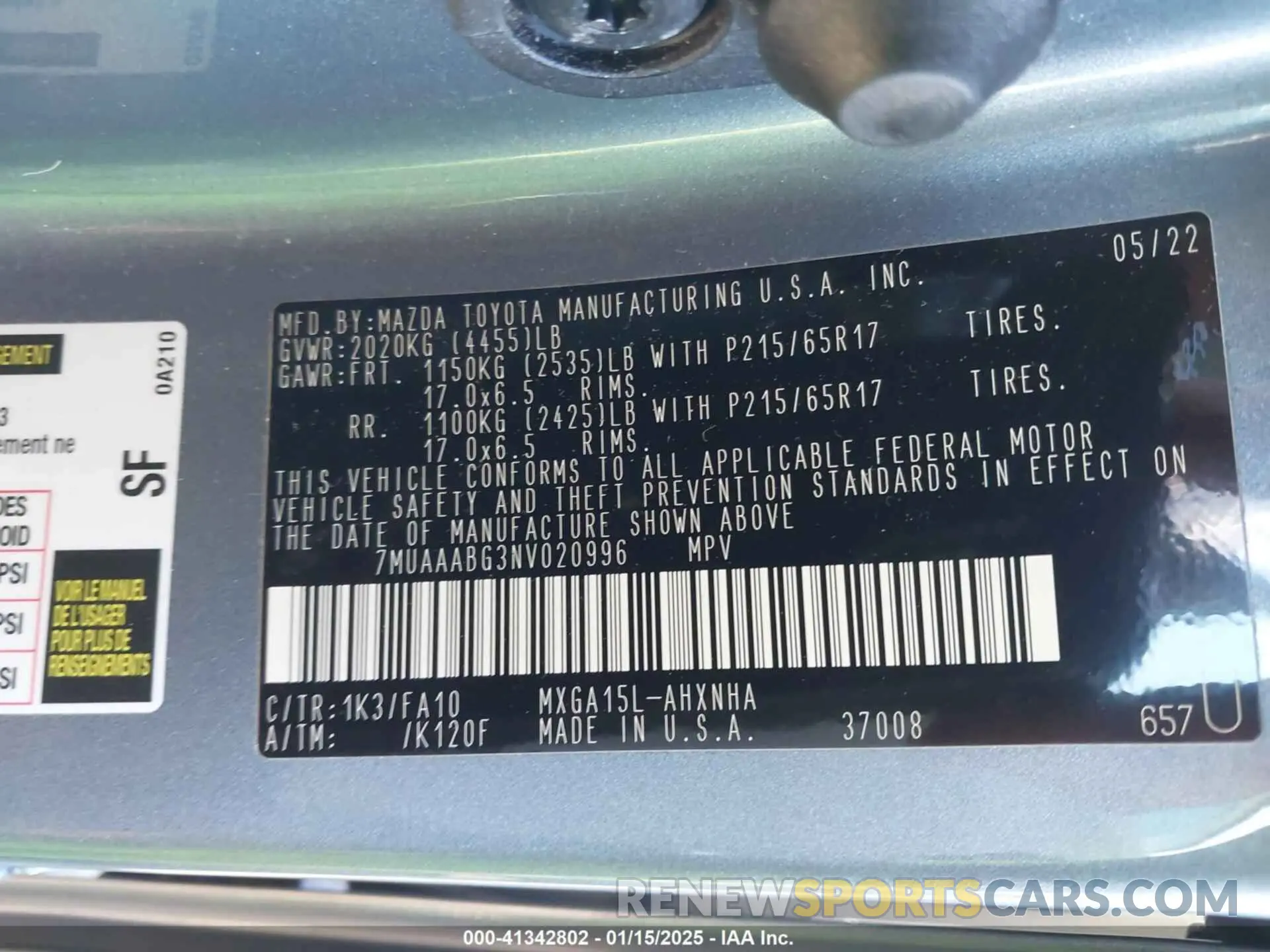 9 fotografías del automóvil dañado 7MUAAABG3NV020996 TOYOTA COROLLA CROSS 2022
