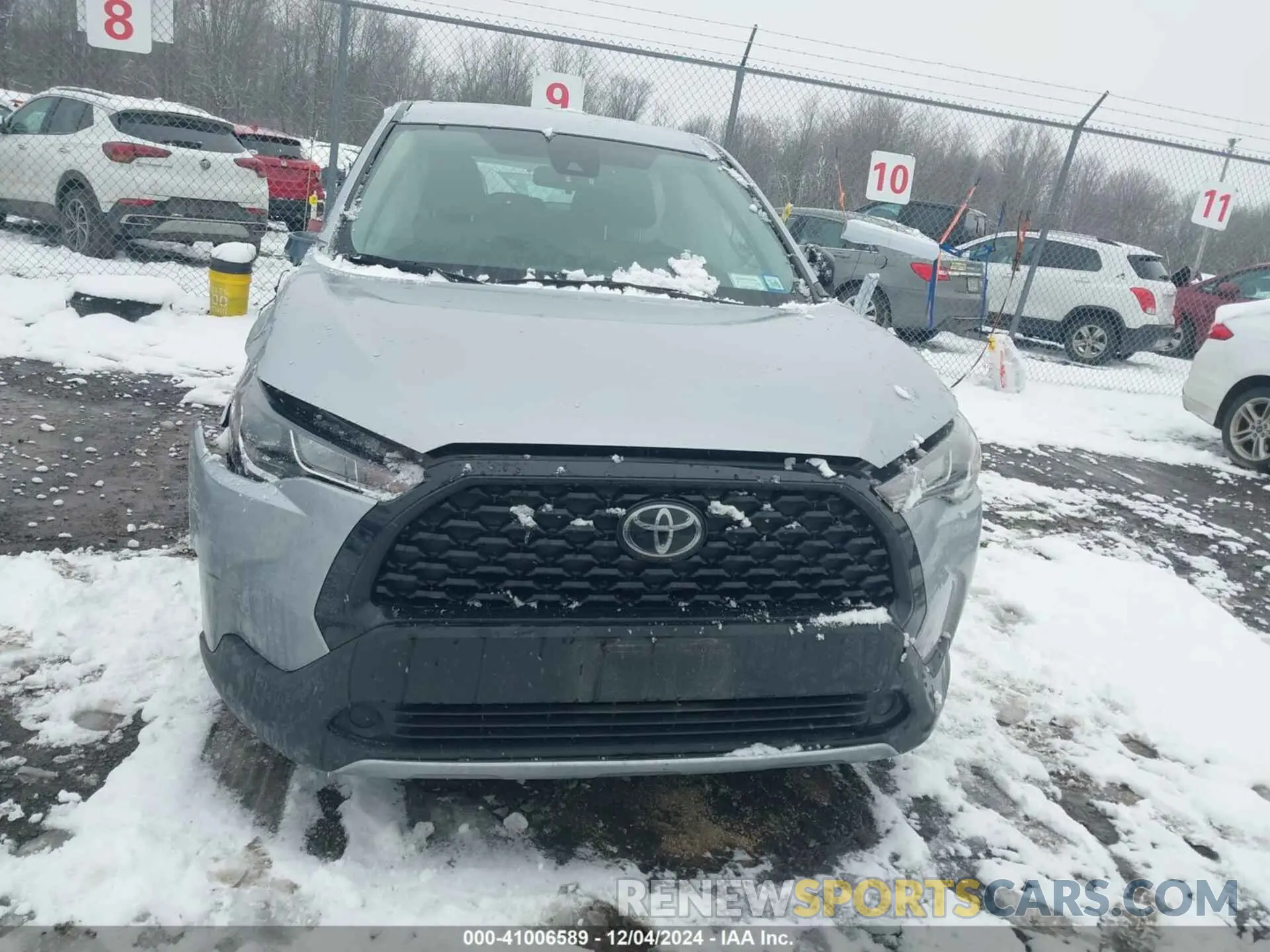 12 fotografías del automóvil dañado 7MUAAABG6NV027618 TOYOTA COROLLA CROSS 2022