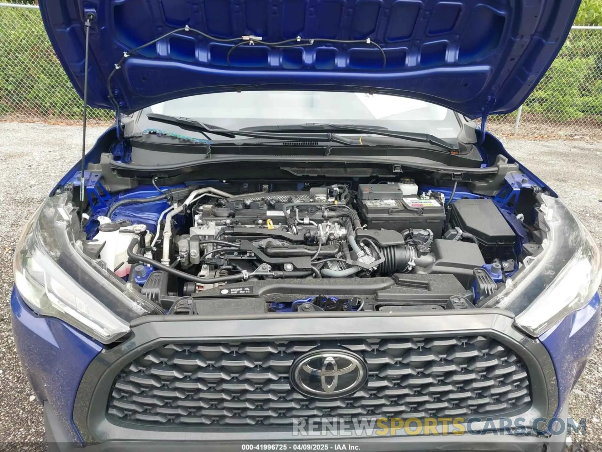 10 fotografías del automóvil dañado 7MUBAAAG0NV011047 TOYOTA COROLLA CROSS 2022
