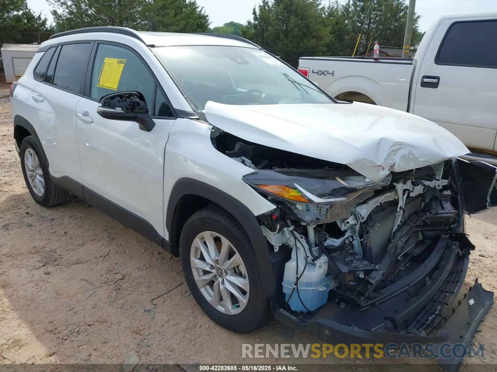 1 fotografías del automóvil dañado 7MUBAAAG6NV021369 TOYOTA COROLLA CROSS 2022