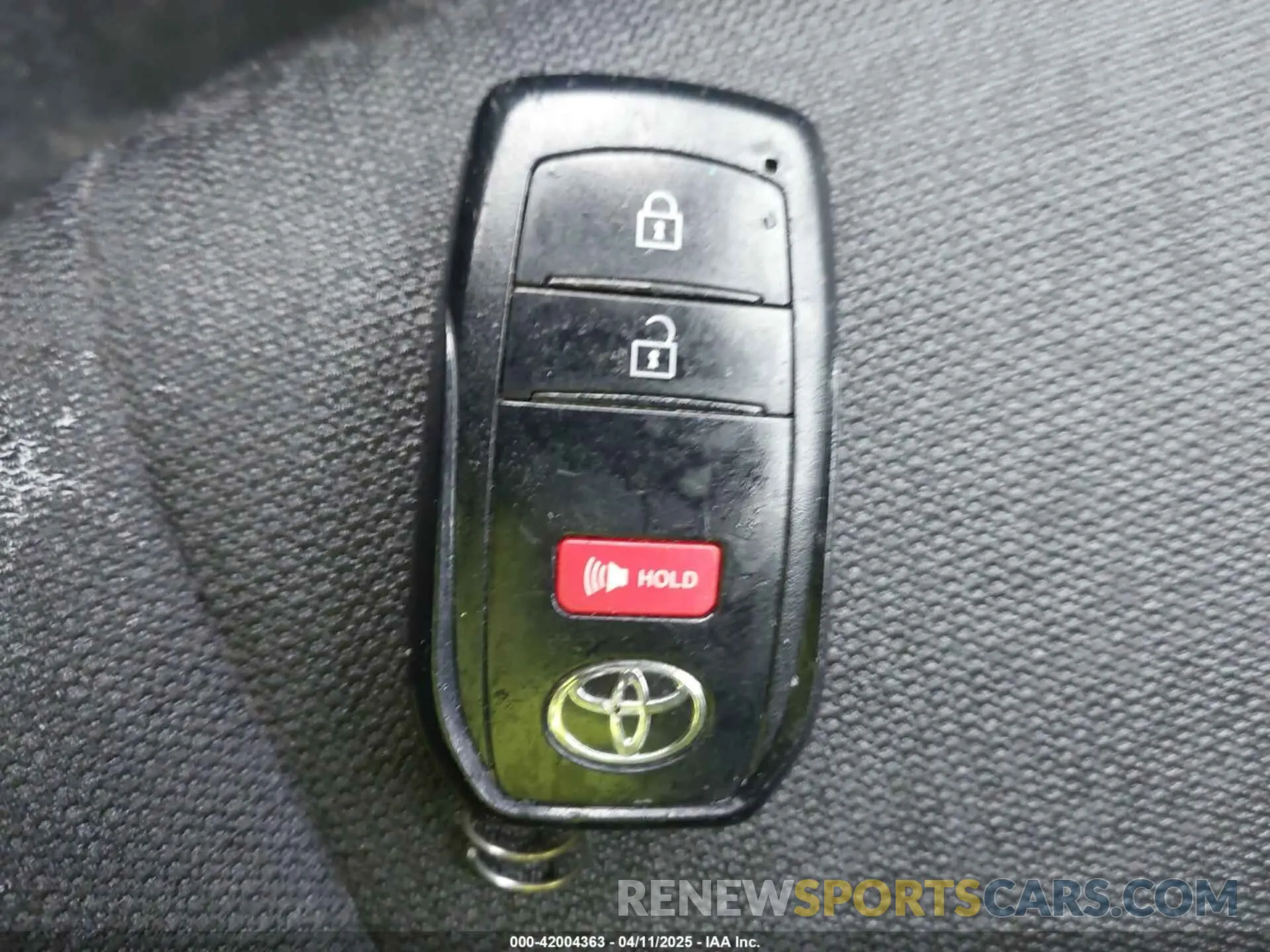 11 fotografías del automóvil dañado 7MUBAABG1NV024095 TOYOTA COROLLA CROSS 2022
